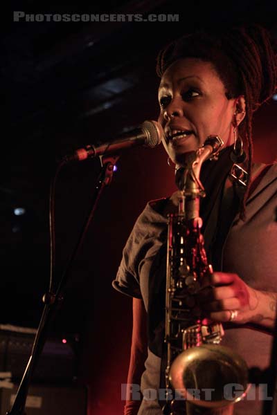 MATANA ROBERTS - 2012-11-18 - PARIS - La Maroquinerie - 